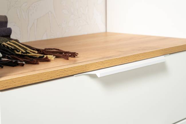 Большая прихожая Октава № 27 цвет белый шагрень/дуб крафт золотой