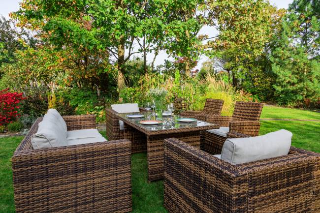 KARL PLUS обеденный комплект коричневого цвета